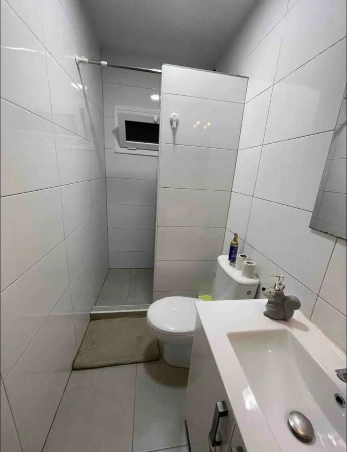 Cozy Room Next To El Prat Airport El Prat de Llobregat Esterno foto